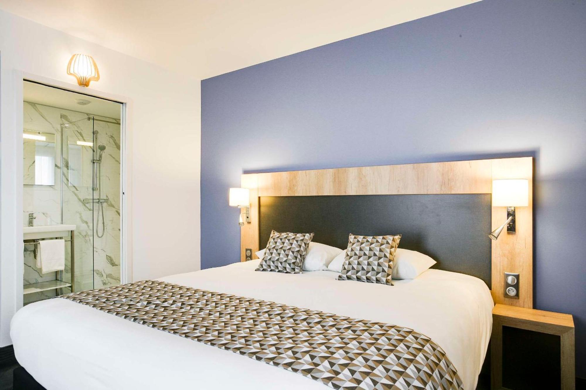 Brit Hotel Confort Лош Экстерьер фото