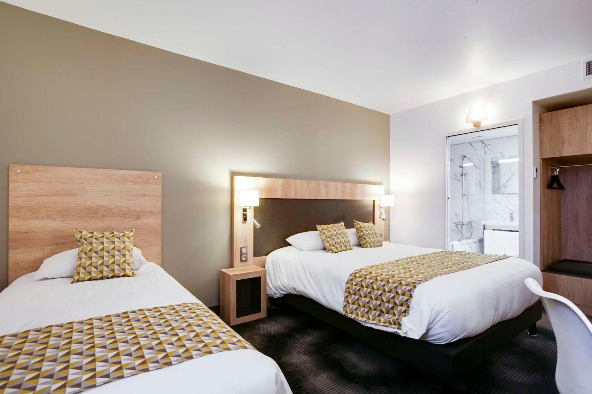 Brit Hotel Confort Лош Экстерьер фото